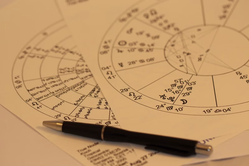 horoscope-993144_1920 (1)