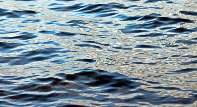 waters-3085701_1920