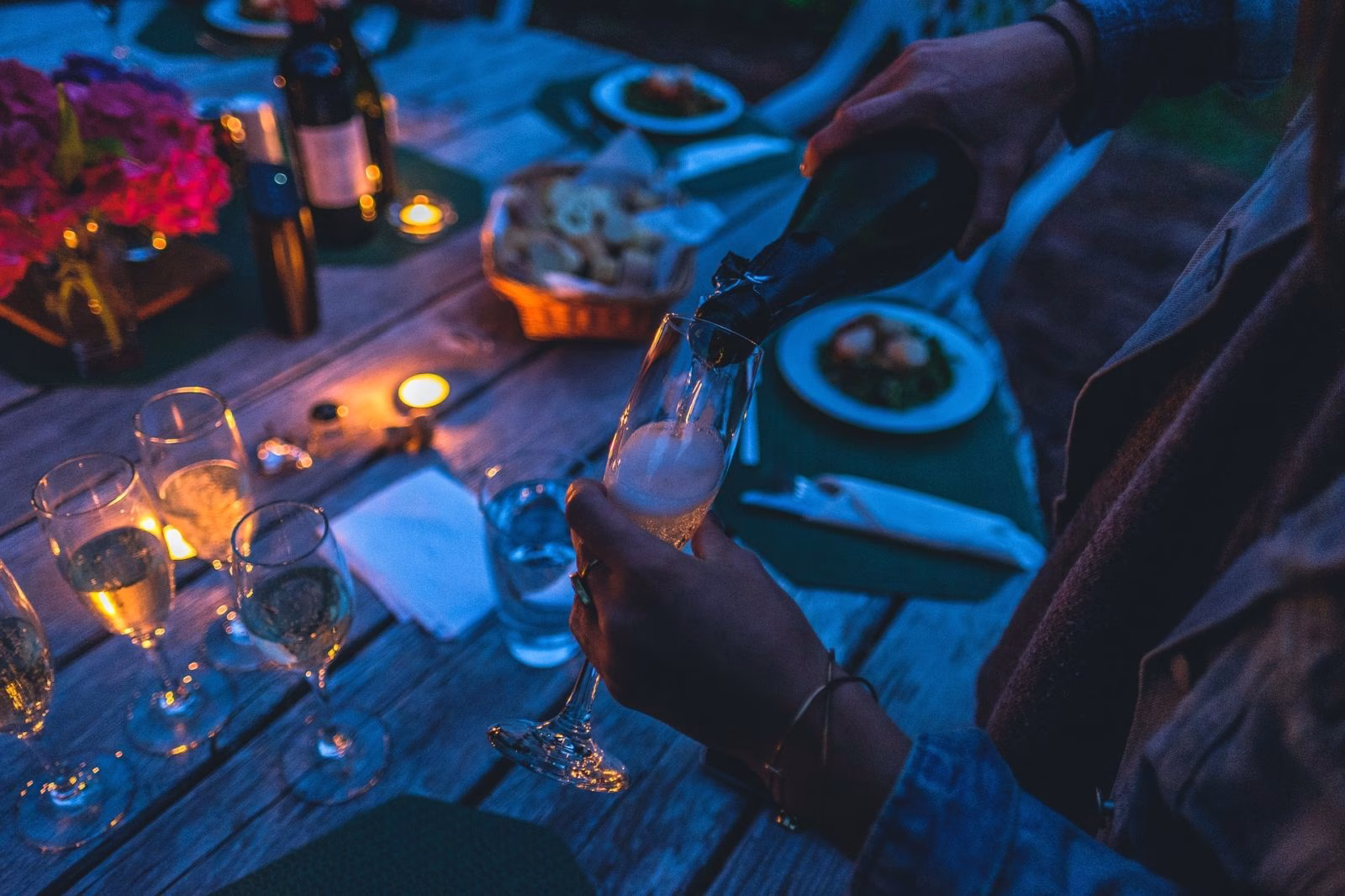 Afvallen en alcohol drinken, dweilen met de kraan open. Tip van de week 9