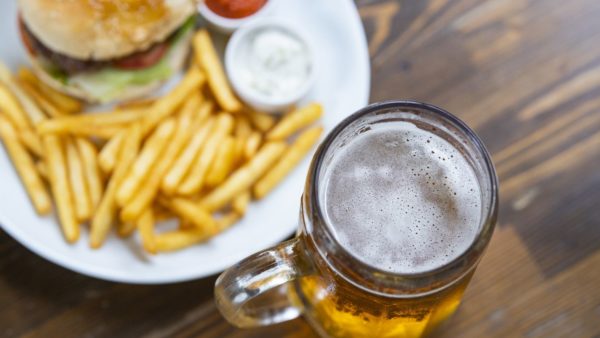 Losing weight and drinking alcohol, mopping up. Tip of the week 9
