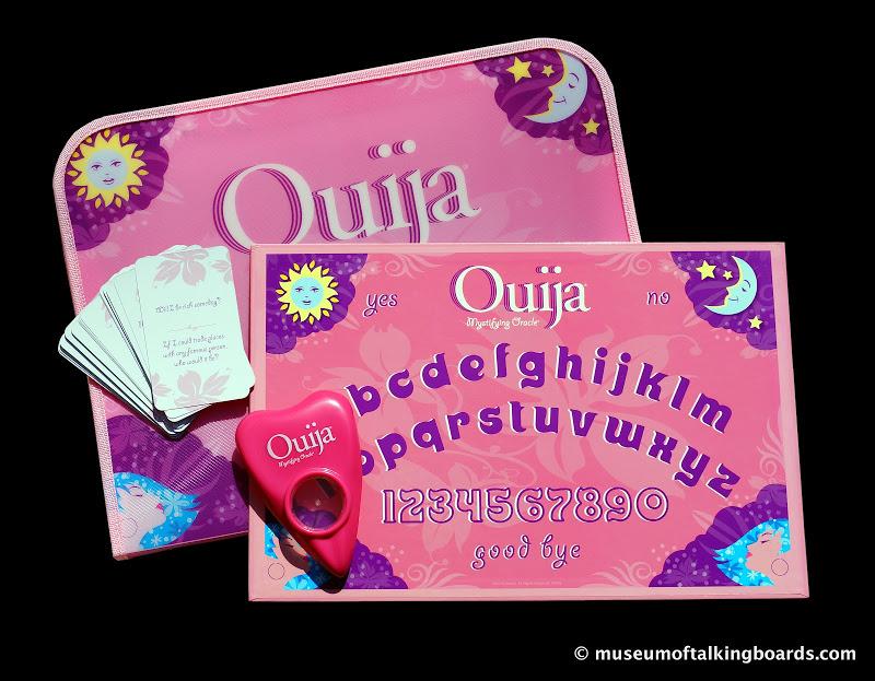 Ouija-Pink-Parker-Brothers-Hasbro-MTB-FTB-117 (1)