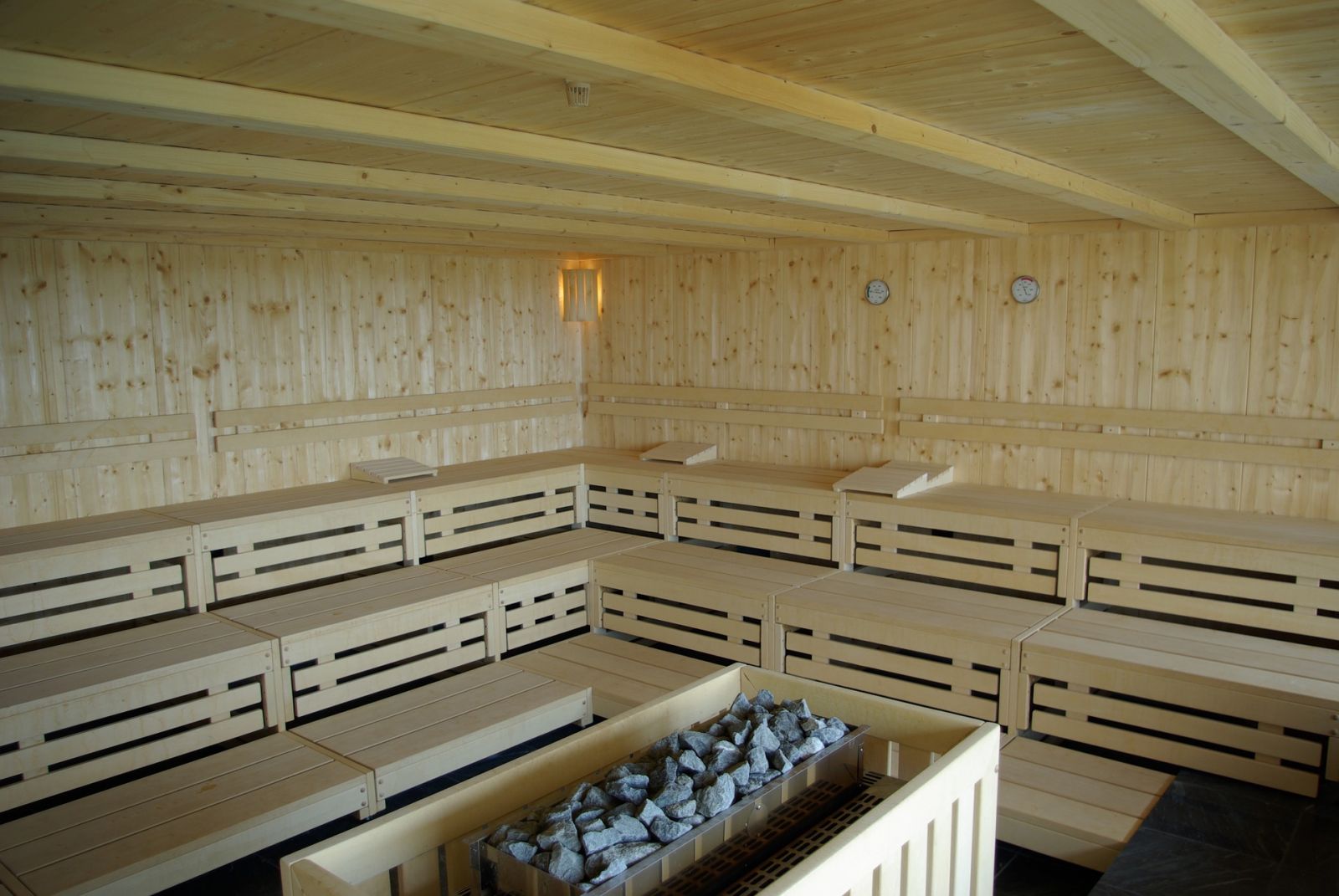 finnish-sauna-776997_1920