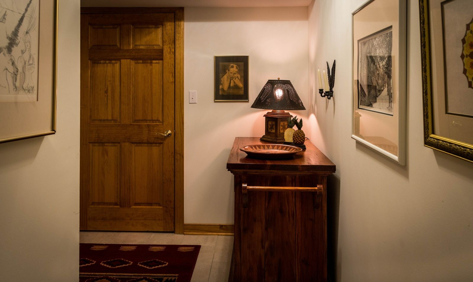 furniture-382154_1920
